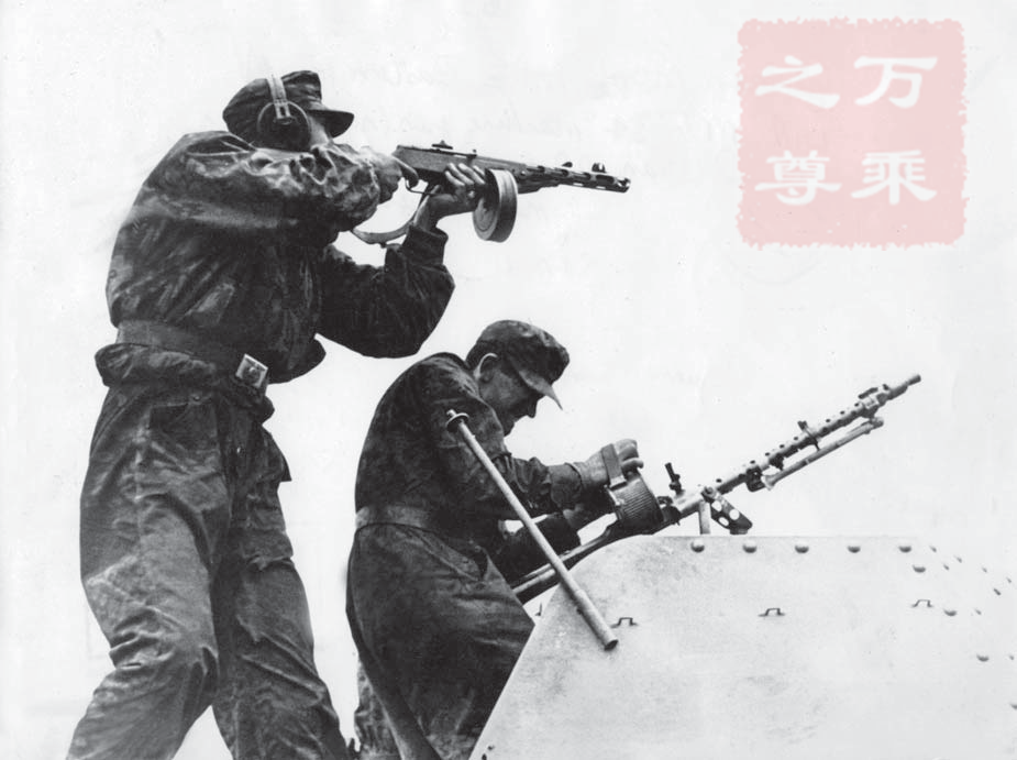 二战奇怪现象，苏联士兵喜欢德国冲锋枪，德国