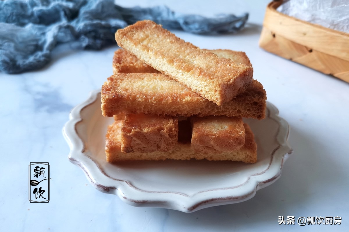 不和面就能做的小零食，酥甜焦脆，吃一口就上瘾，孩子大人抢着吃