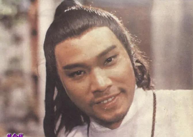 九版楚留香，郑少秋经典、最新版太辣眼，成功挽救朱孝天