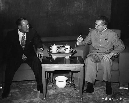 1972年对日索赔，毛主席神来之笔：放弃赔款，不得不说毛主席高明