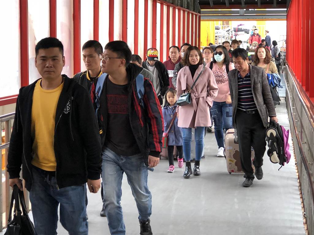 金門縣長吁民進黨當局重啟�小三通�改善兩岸關係