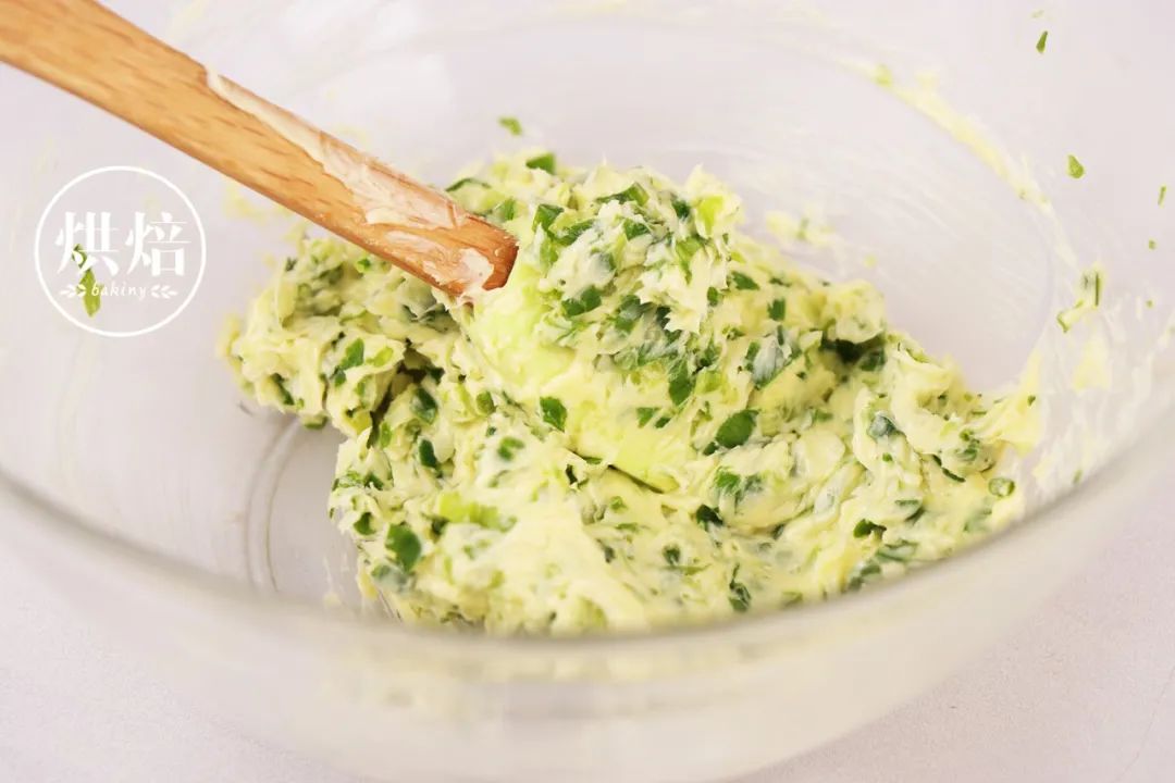 土豆加入面包 快速揉出手套膜 面包放三天都不老化 神奇