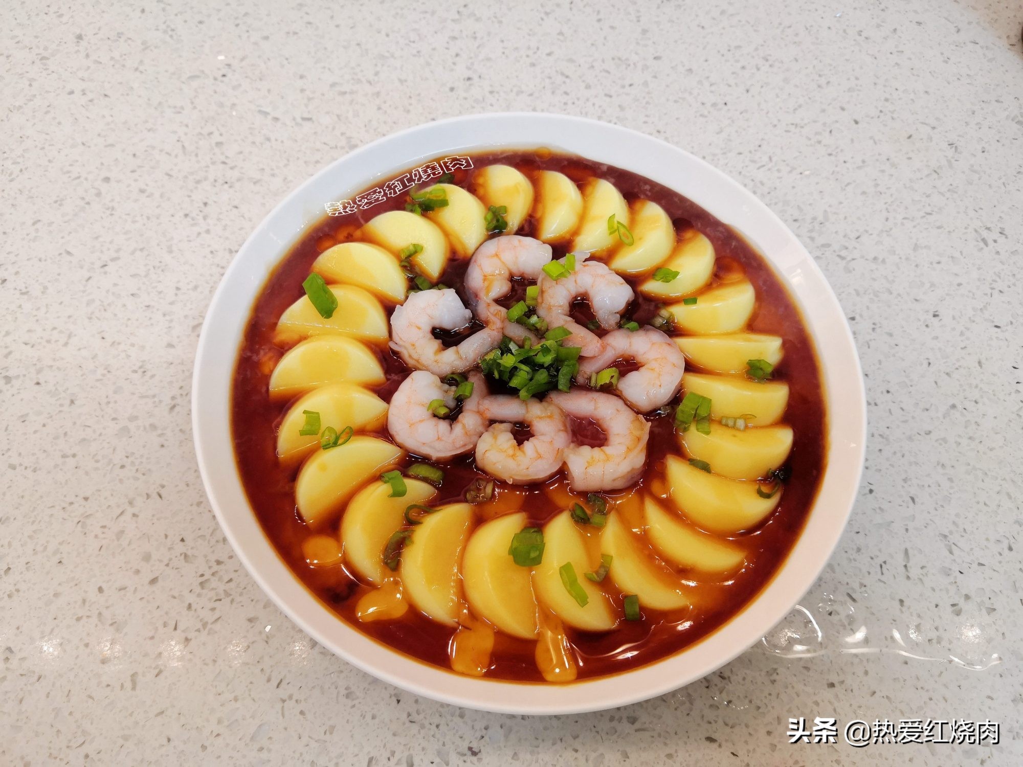 蒸蛋羹换个做法真漂亮，口感滑嫩一点空洞也没有，照着做你也行