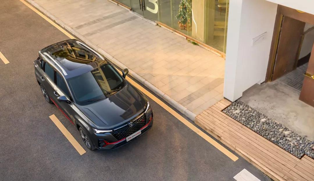 长安CS35 PLUS中期改款车型新增200多项语音控制