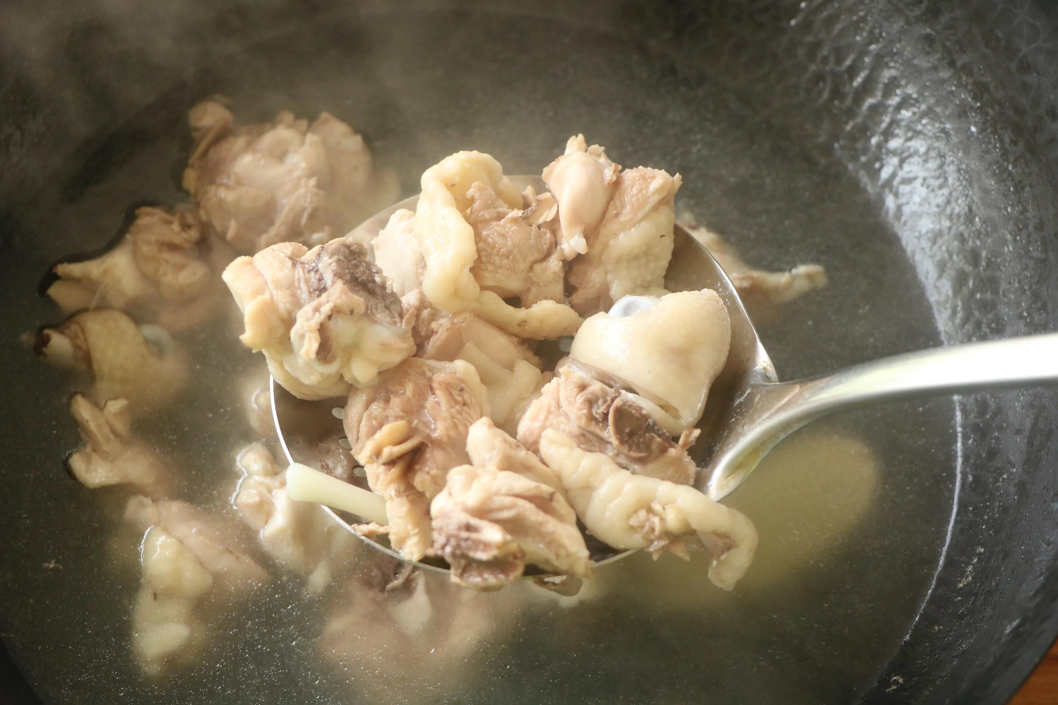 天气热没食欲，一定要试试这道菜，汤汁多好下饭，一周吃3次不腻