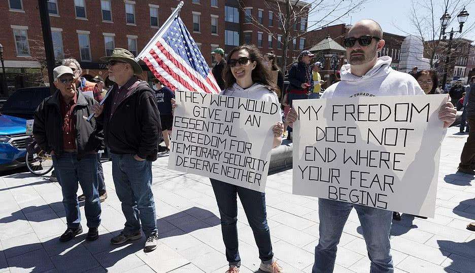 美网友疯传谣言：数万中国军队在美边境集结，