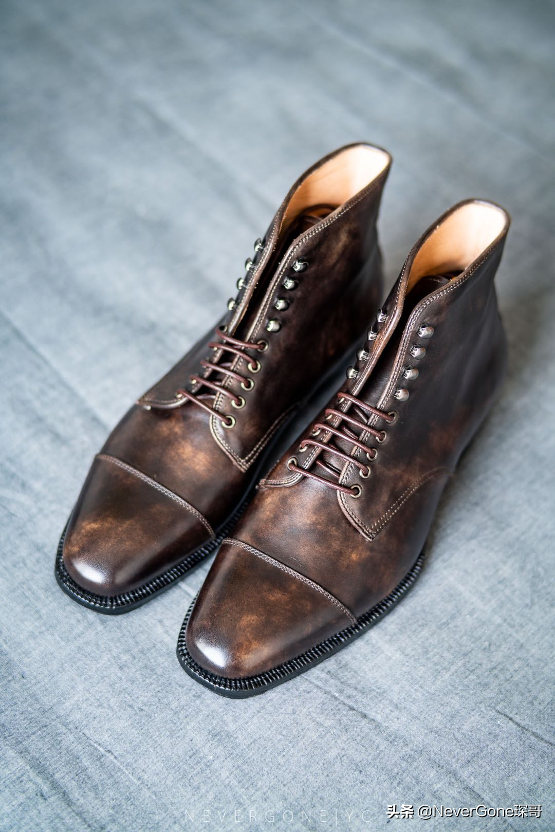 江南皮革厂倒闭了，但这些很难倒：几家始终生产高品质皮革的公司