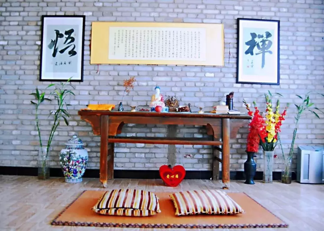 Find the quietness of ancient temples, and enjoy the beautiful scenery of early autumn at Tanzhe Temple and Jietai Temple!