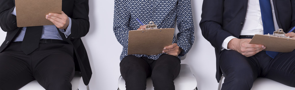 疫情过后就业难到崩溃，先别自暴自弃，高手都