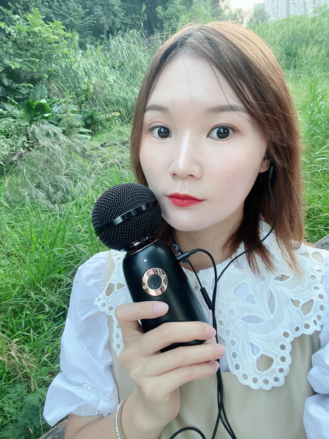 和唱吧小巨蛋麦克风Q3一起成为麦霸吧