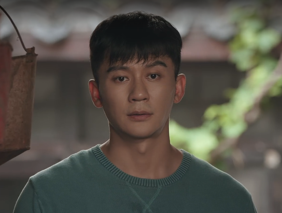 40+男星搭档年轻女星演戏：李晨勉强能看，陆毅