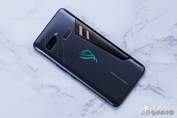 爱玩游戏买什么手机好？2018年度游戏旗舰横评