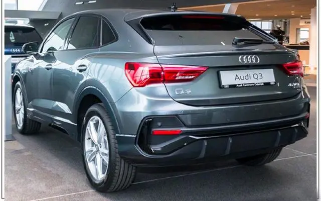 颜值真高！奥迪Q3轿跑到店，标配2.0T，25万起你会