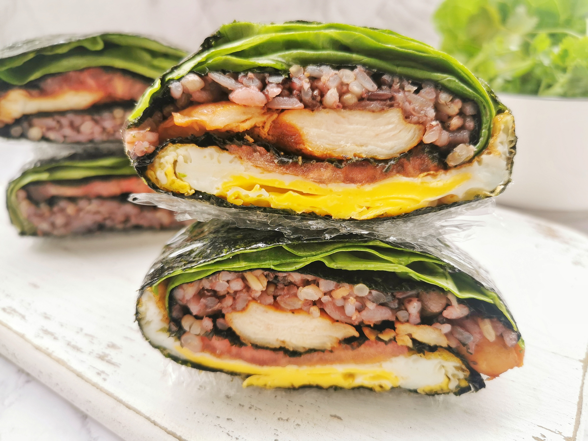 假期出遊美食，網紅折疊紫菜包飯，口味自己決定，低脂飽腹