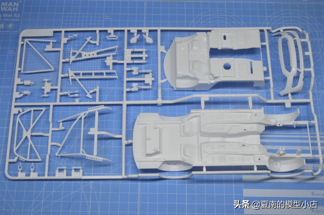 田宫 1:24 福特MUSTANG GT4 开盒简评