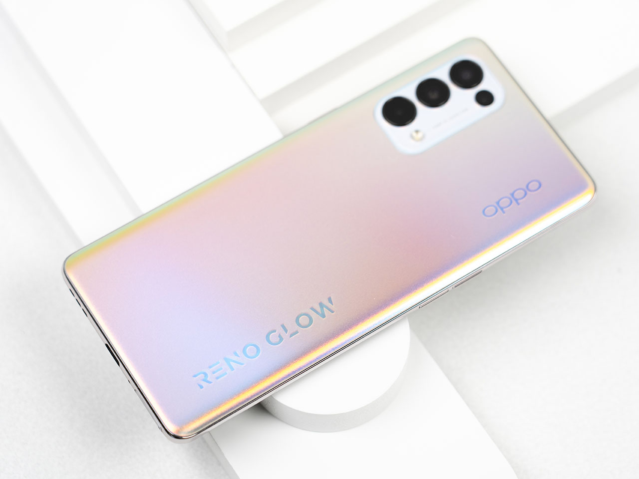 Span spatio-temporal communicate intention OPPO to create special new year's day gift