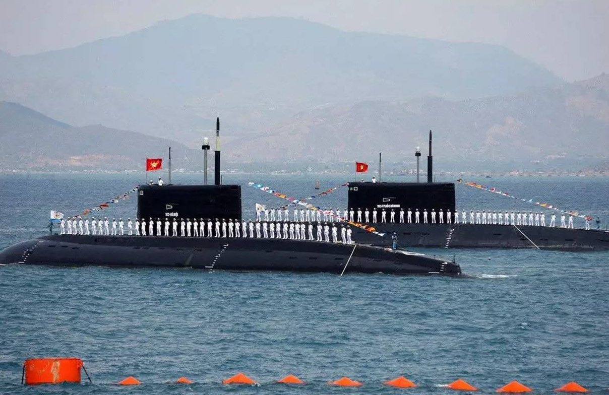 山东号航母南海训练，有人挑衅怎么办？放心周边8国都没这实力