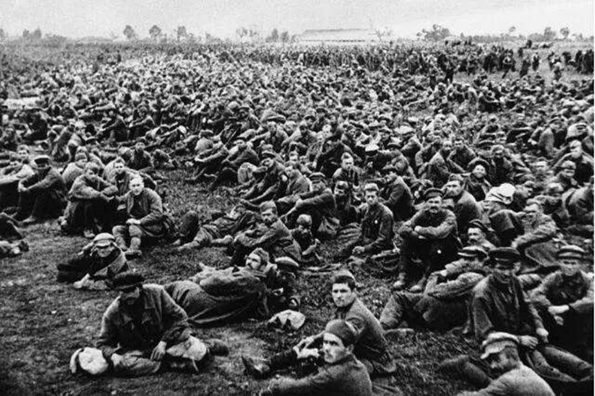 49位将军一仗败下阵，两个集团司令被擒获：9万