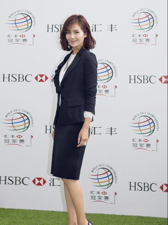 奔四奔五的年纪想要冻龄，穿衣打扮中注意这4点