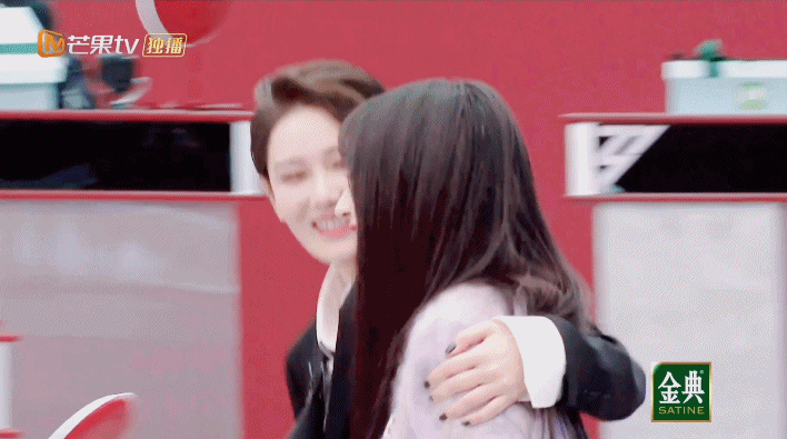 浪姐|张馨予立新人设浪姐2首秀上演反差萌 与李菲儿互动被吐槽油腻