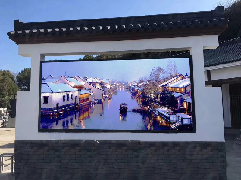 距离产生美？不！户外小间距近看也很美