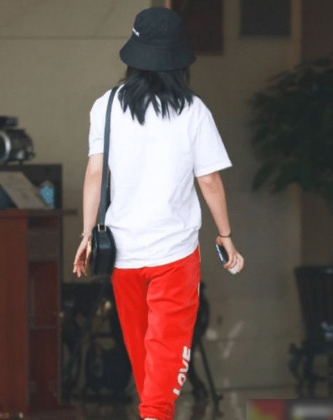 杨紫吴亦凡撕番发酵曝《青簪行》被约谈调查无