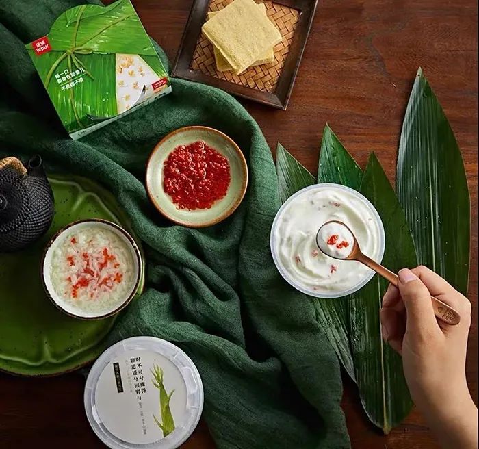 为了在端午节火出圈，星巴克、喜茶们都开始折