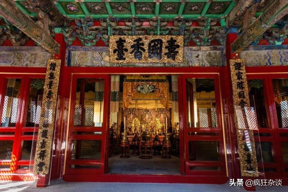 故宫有两座寡妇院，其中一座孝庄死后无人敢住，300年无男子入内