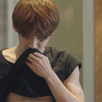 批评女明星发胖的时候，也请注意我国男星灾难