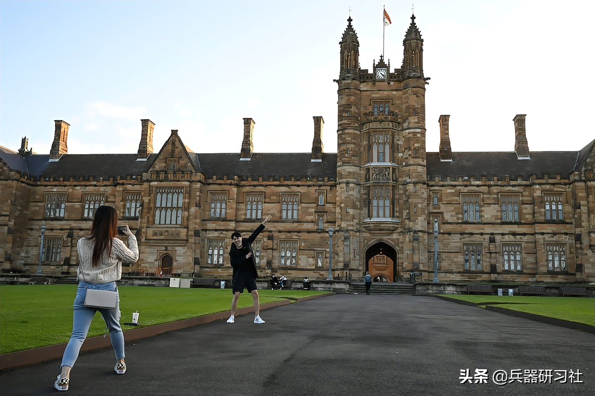 澳大利亚低头认怂，中国留学生不来带来损失！新任国防部长：希望中美能高抬贵手