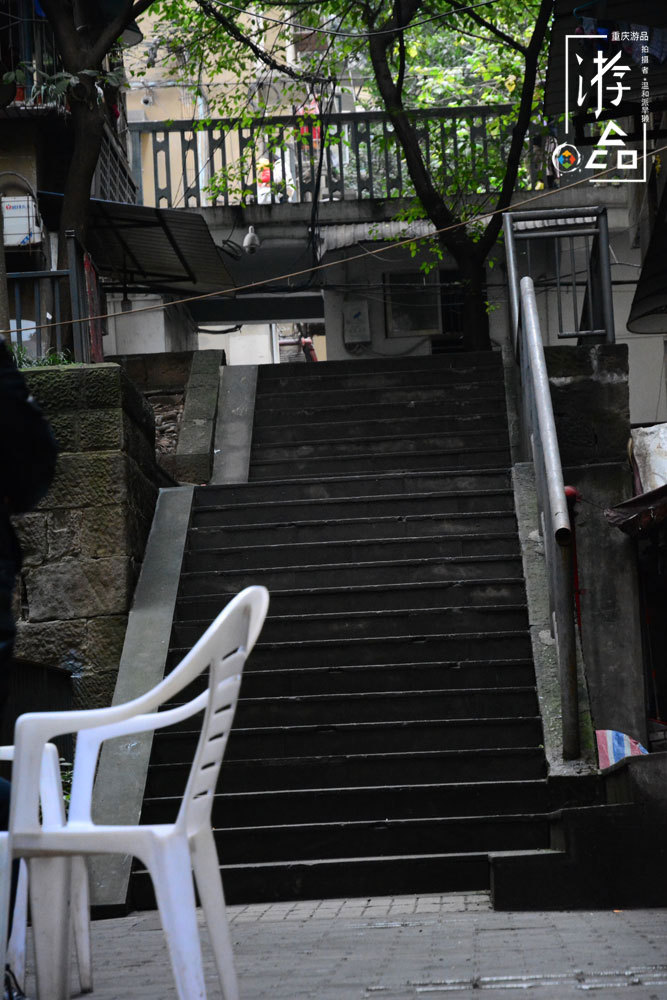 老重庆的回忆：连接和平路与中兴路，“成分复杂”的上回水沟