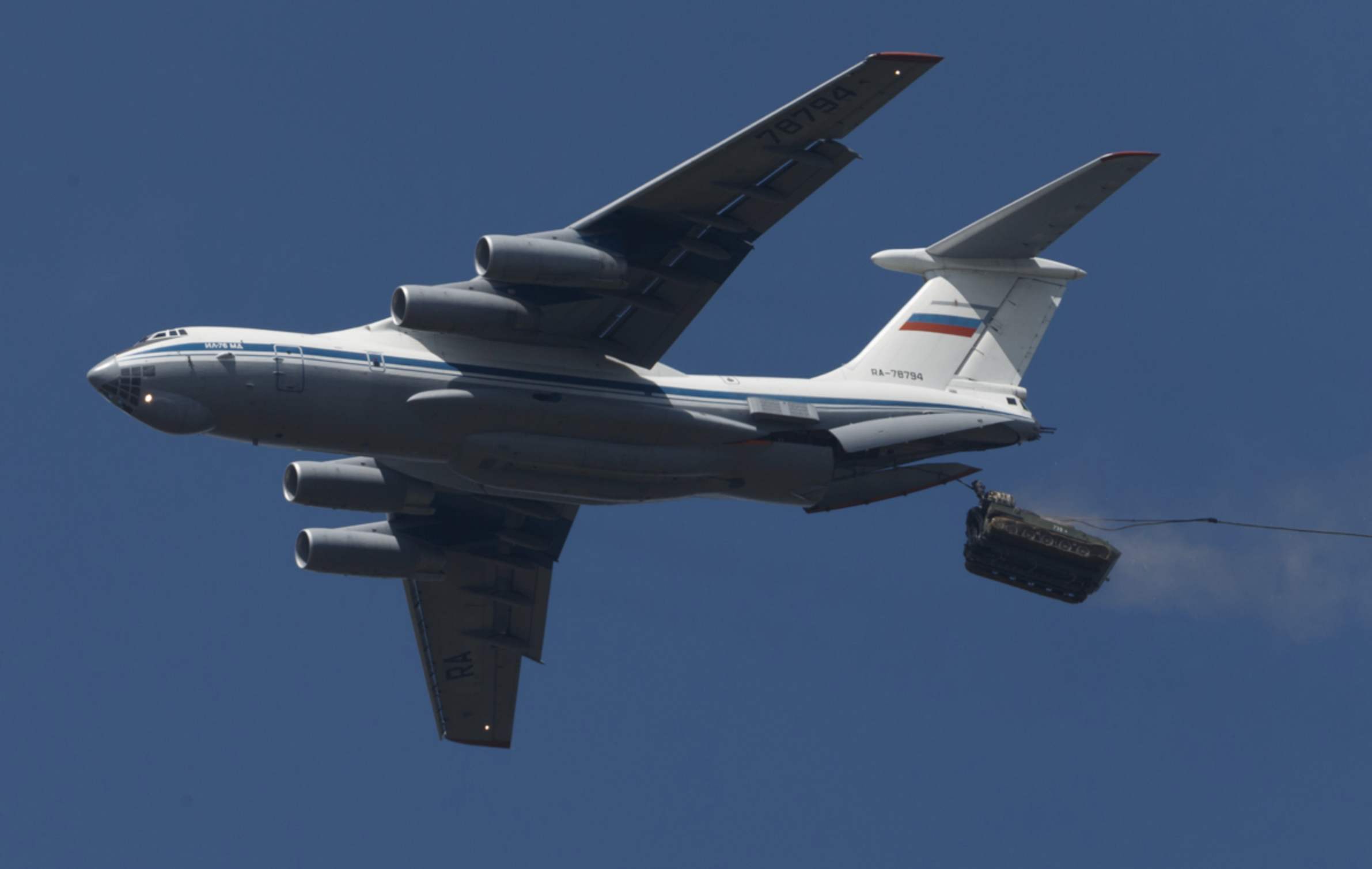 载重量达40吨，野战机场也可顺利起降，伊留申设计局经典之作