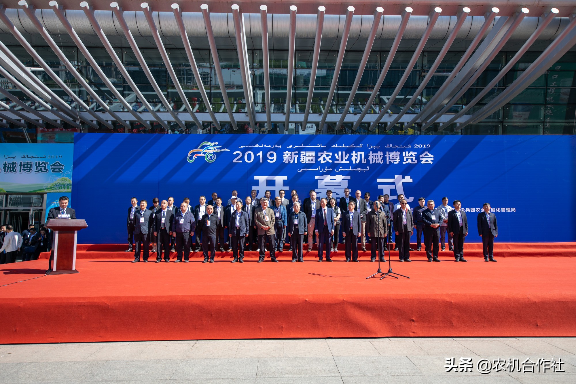 「新疆農(nóng)機(jī)展大賞」這么多酷炫的國(guó)外農(nóng)機(jī)，哪個(gè)是你的菜！
