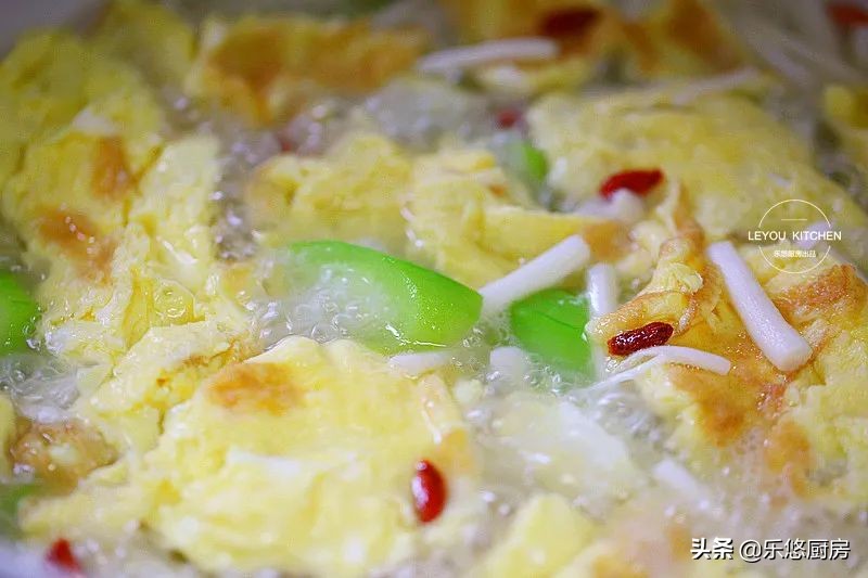 7月多喝这碗汤，鲜美又消暑，每次做都一点不剩