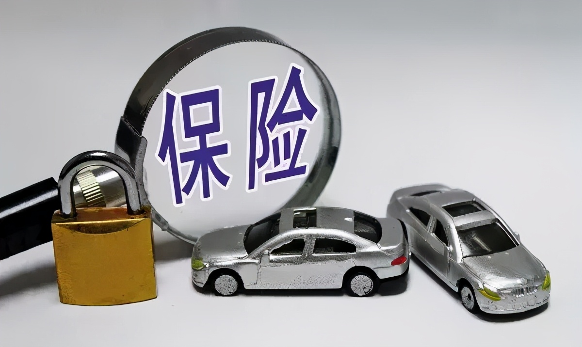 河南南阳：墙皮坠落砸坏私家车 ，物业、开发商、业主谁来赔？法院判了