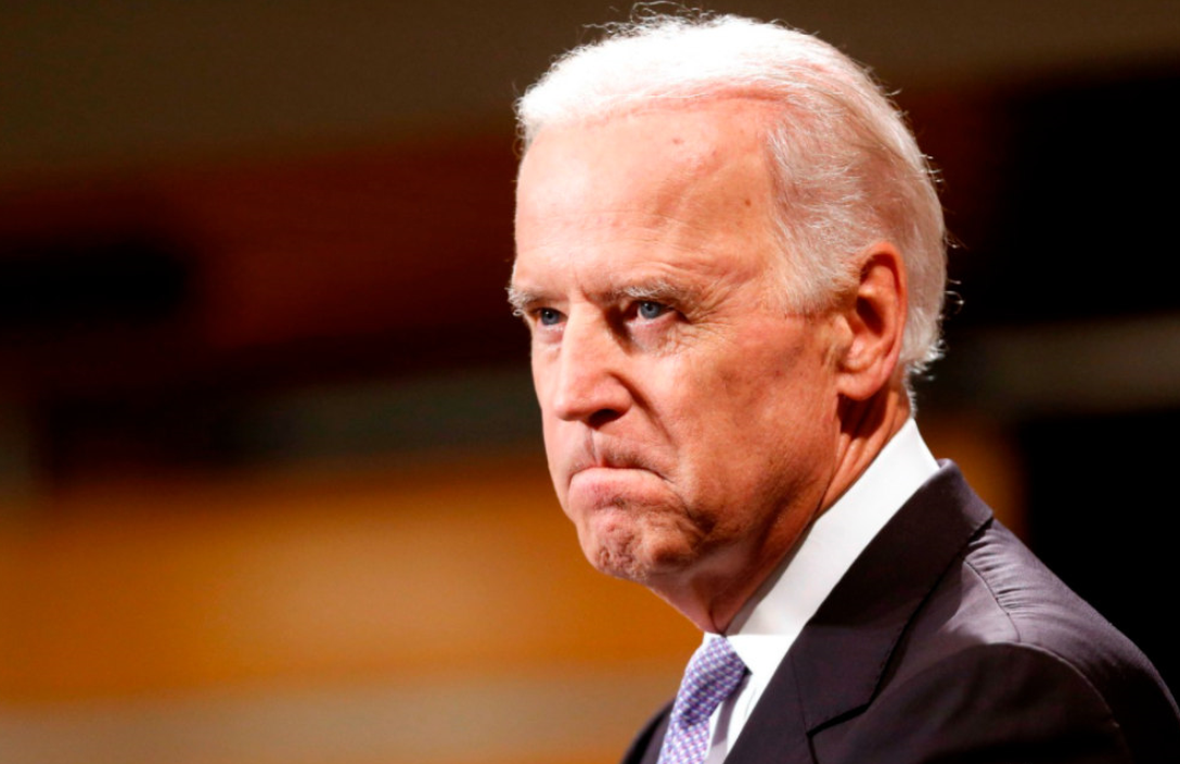 联手终结美元霸权？全球掀起抛售美债热潮，去美元化势在必行？