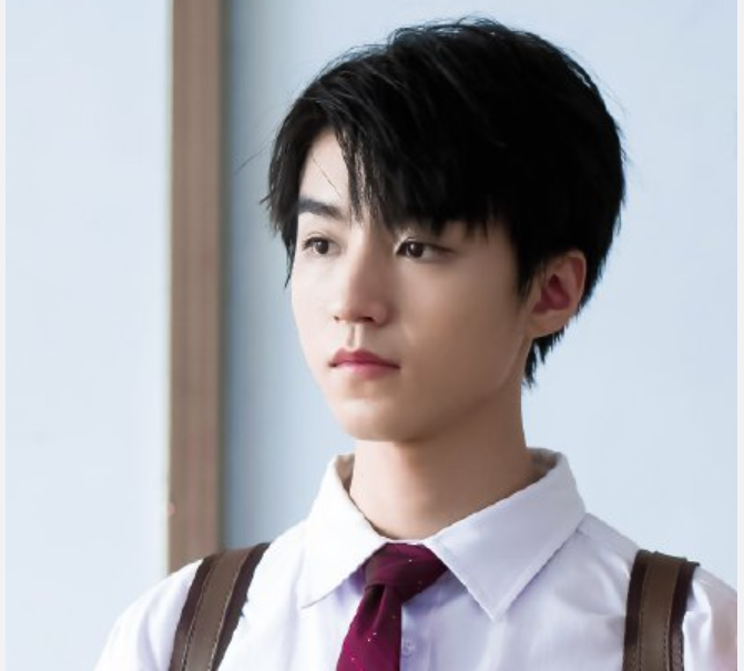 穿校服成风景线的演员，杨洋、肖战、王俊凯、