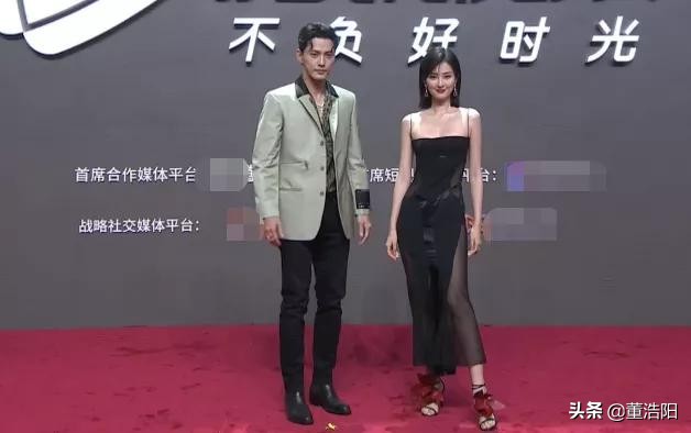 星光红毯众星造型：乔欣透视装抢镜，热巴大秀