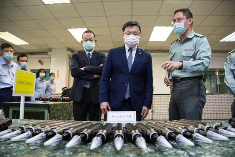 台防務部門稱：今年完成30厘米穿甲彈、高爆彈及訓練彈等研製