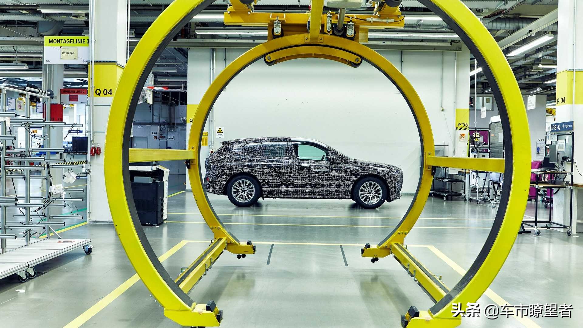 不香了？宝马全新电动SUV iX售价或超100万，特斯拉暗爽