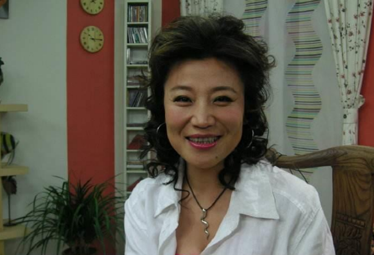 “情感专家”王为念：两婚两离，前妻是小香玉，61岁还有富婆表白