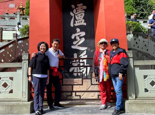 四川旅游：走近泸定桥圆童年电影情结（图）