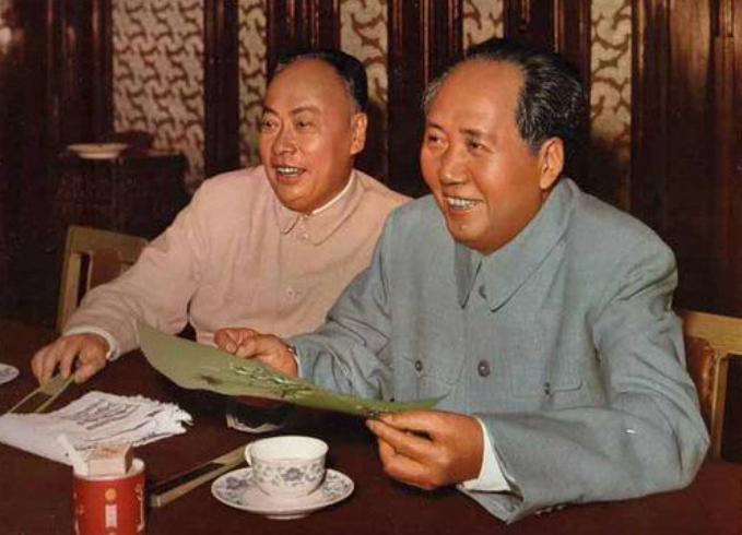 毛澤東衛(wèi)士長李銀橋，相伴15年分別，主席說：你比我的孩子還親