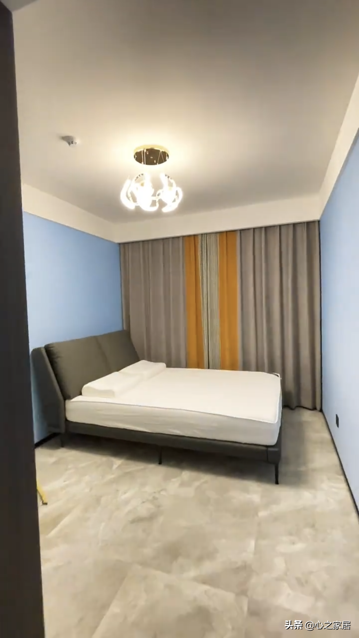 130㎡黑灰配的家装设计，暗淡低沉却彰显大气轻奢，简约而高大上