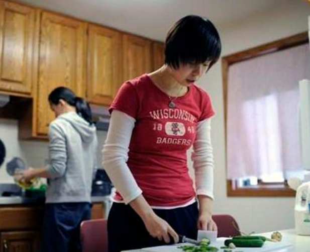 富豪老公说不过她，结婚11年的张怡宁成独立女强