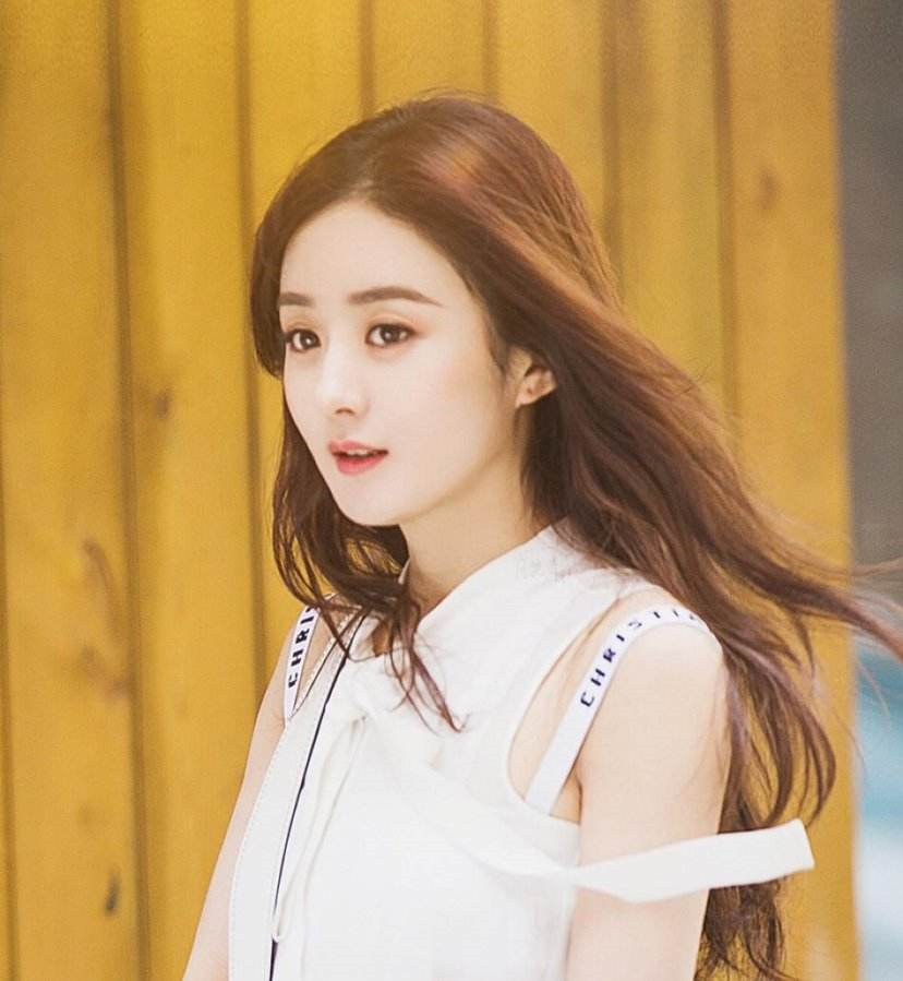 From one interpose gramineous civilian arrives career marriage double win, zhao Liying's happiness, result from a bit