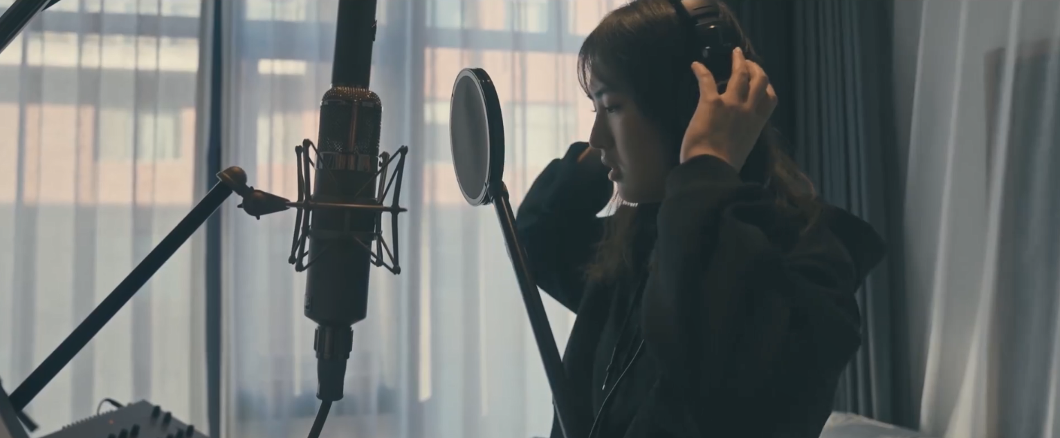 姚安娜出道顶配：纪录片欲要撕掉公主标签，小细节却暴露玻璃心