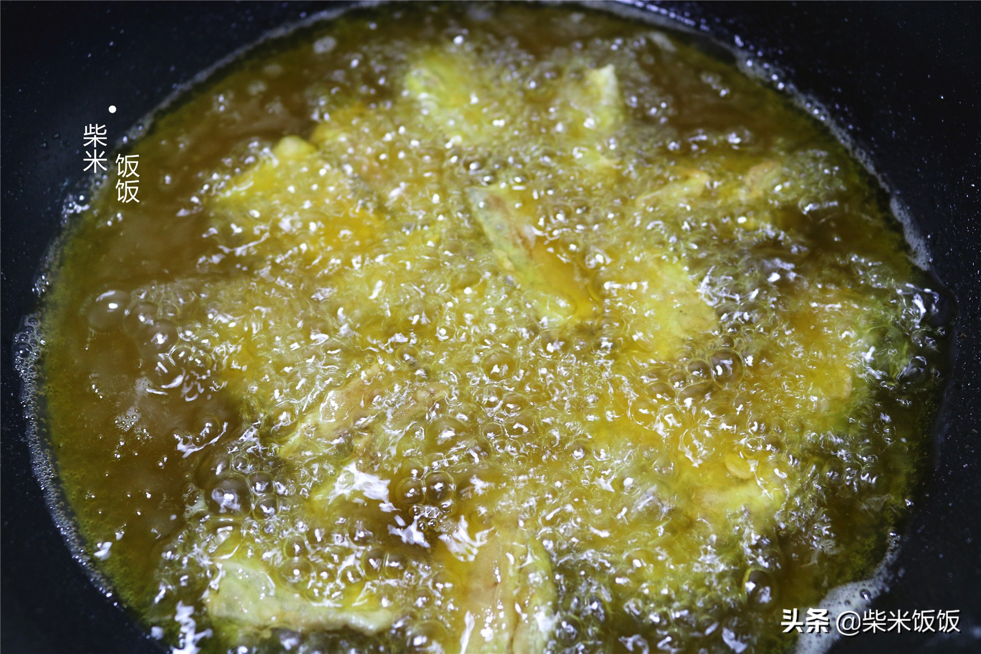 乾炸帶魚家常做法，只需簡單調味料，香酥鮮嫩，好吃無腥味