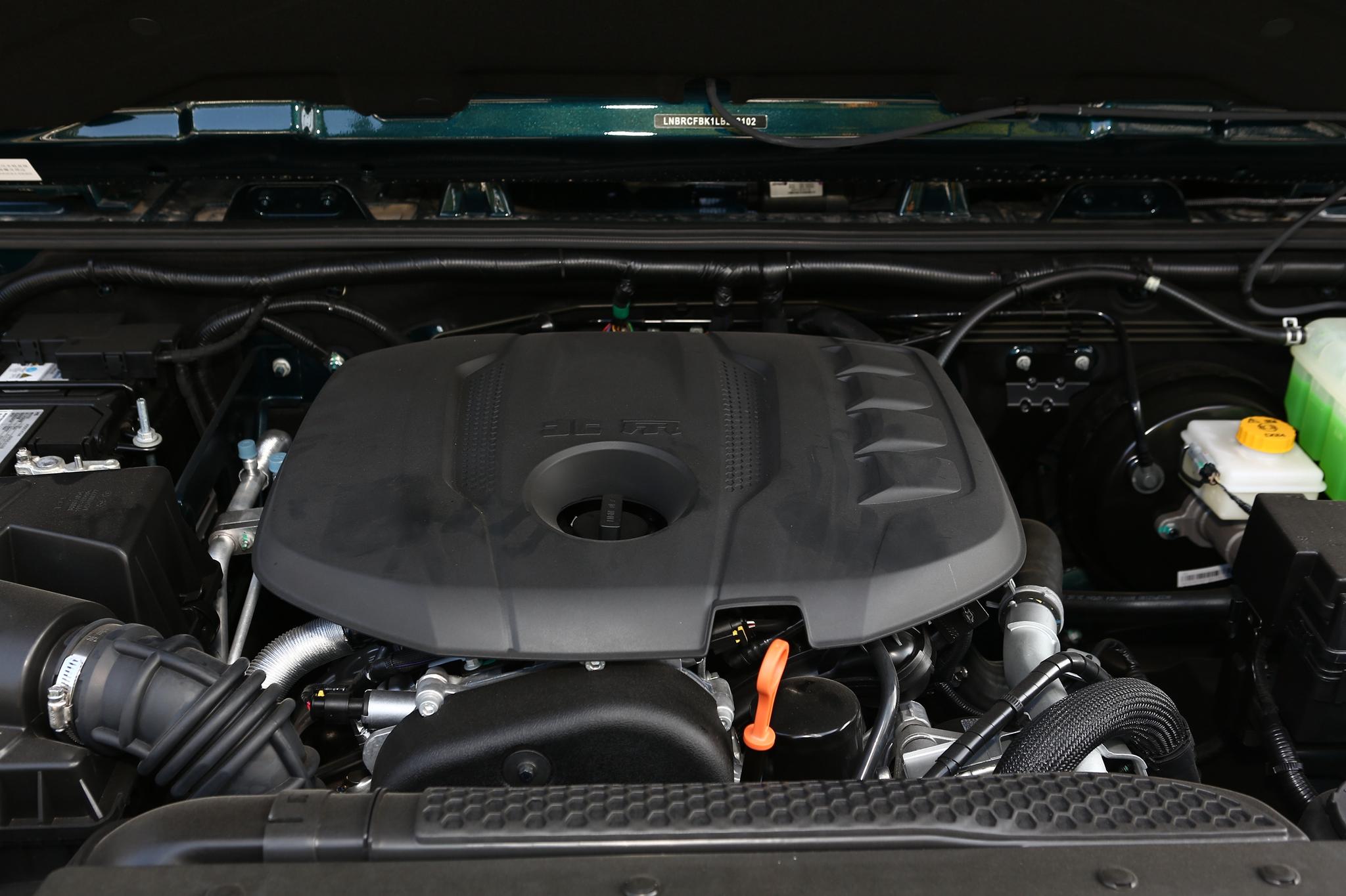 试驾2020款BJ40：硬汉多了一份温柔，你还爱它吗？