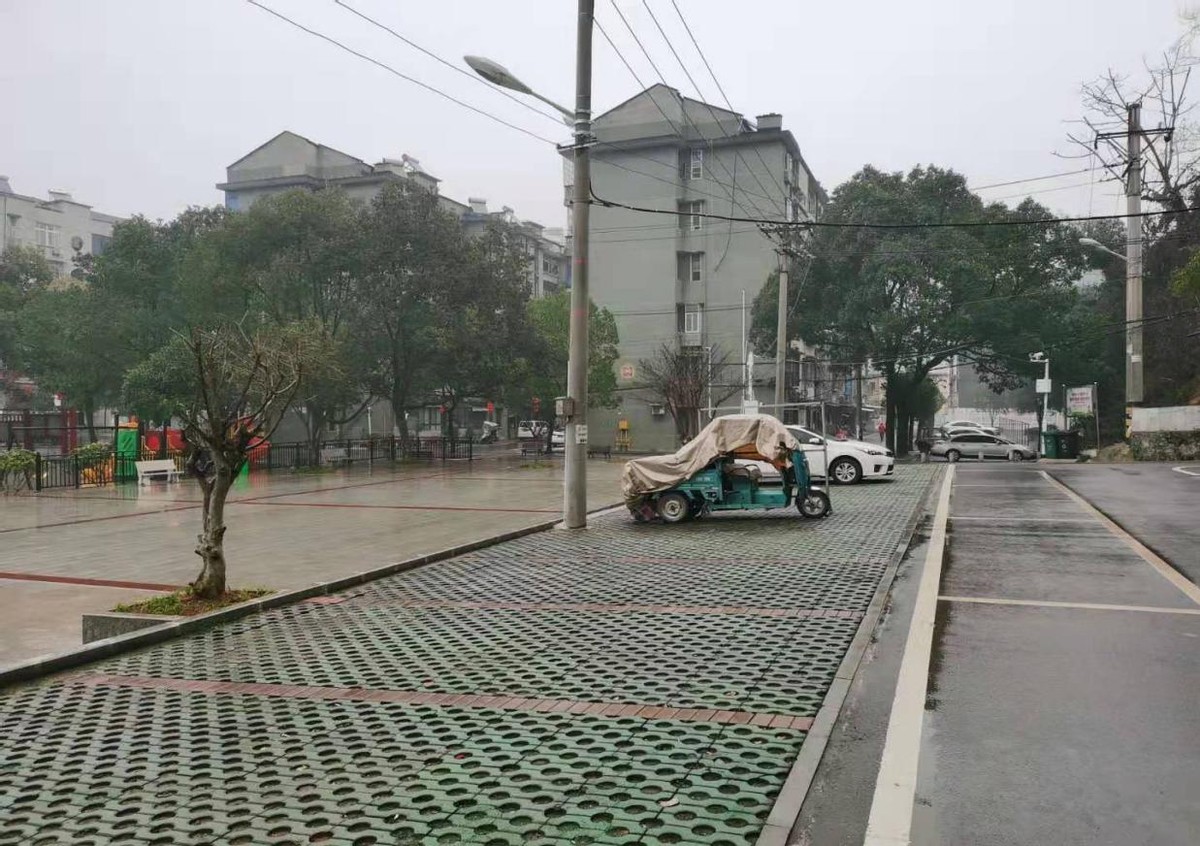 湖北老舊小區改造：咸寧冠苑小區從“大雜院”變“大花園”